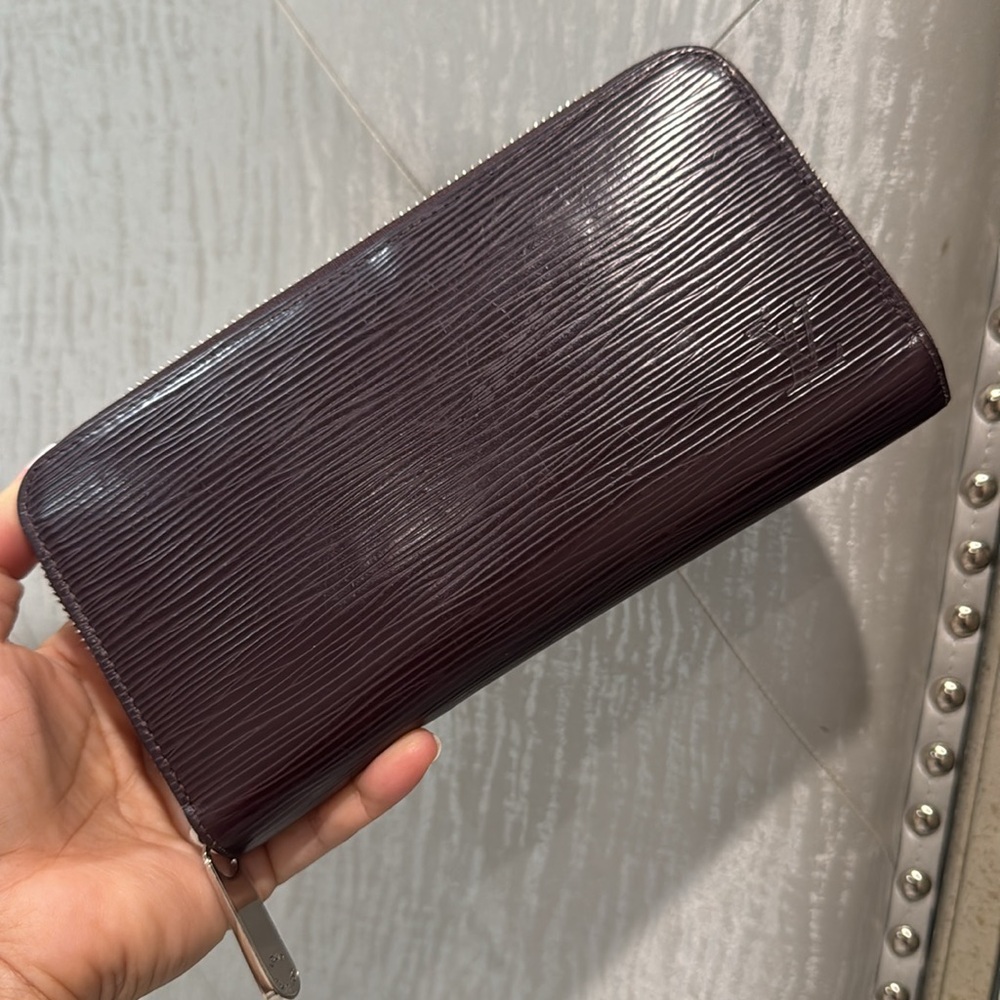 🤎LOUIS VUITTON Epi Electric Zippy Wallet - Picture 10 of 13